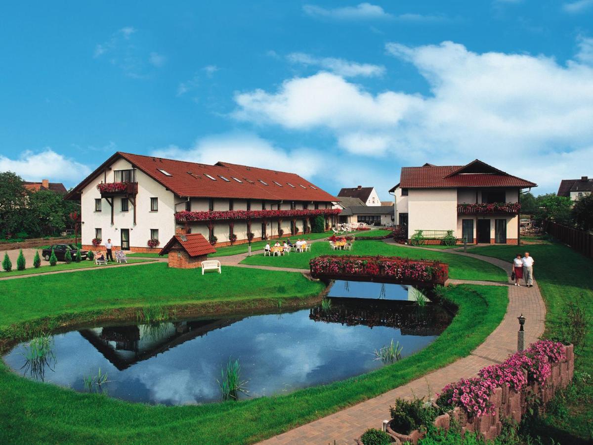 Landgasthof & Hotel Waldow Guben Exterior photo